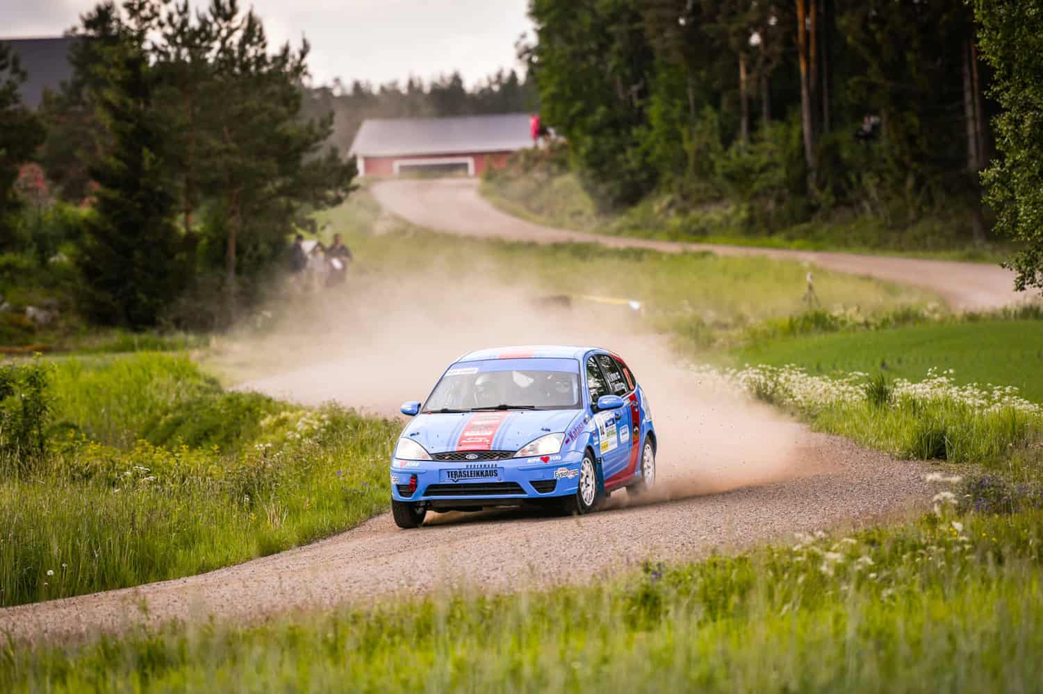 Nuutti Korhonen Ford Focuksella Rantarallissa.