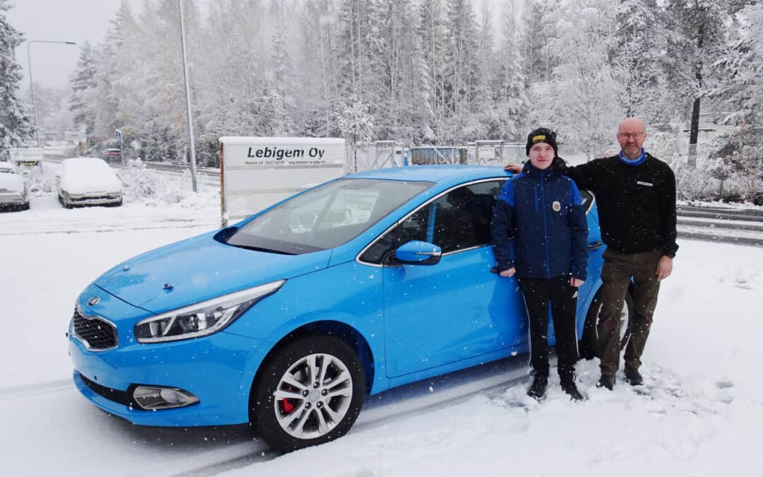 Nuutti Korhonen jatkaa perheen perinnettä rallin parissa